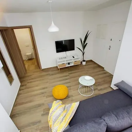 Apartment Petra